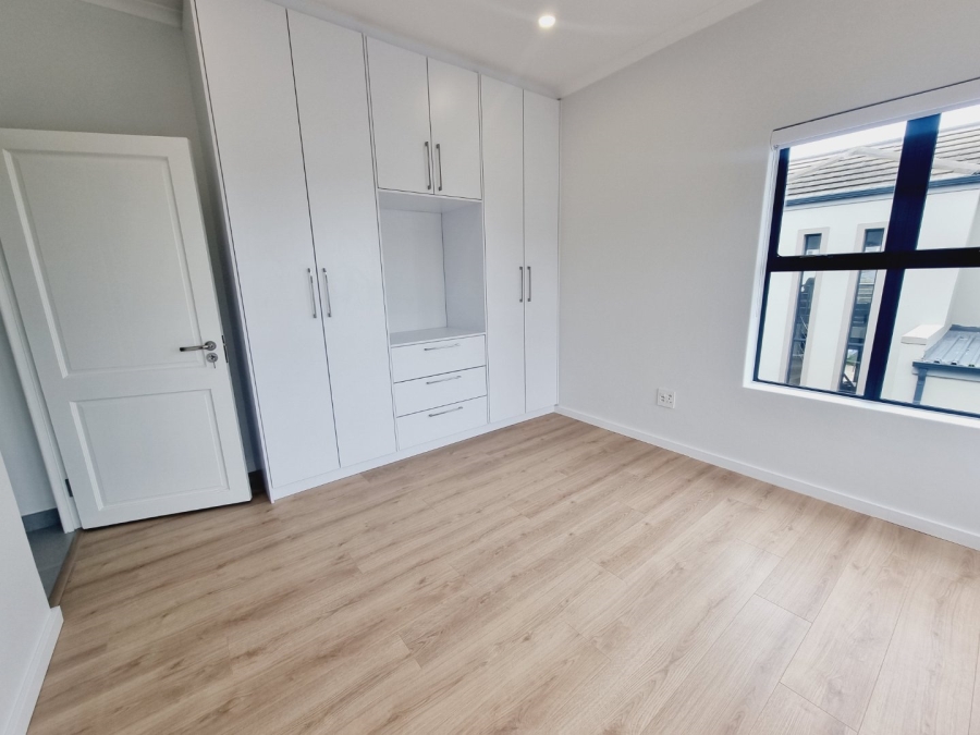 5 Bedroom Property for Sale in Sandown Western Cape